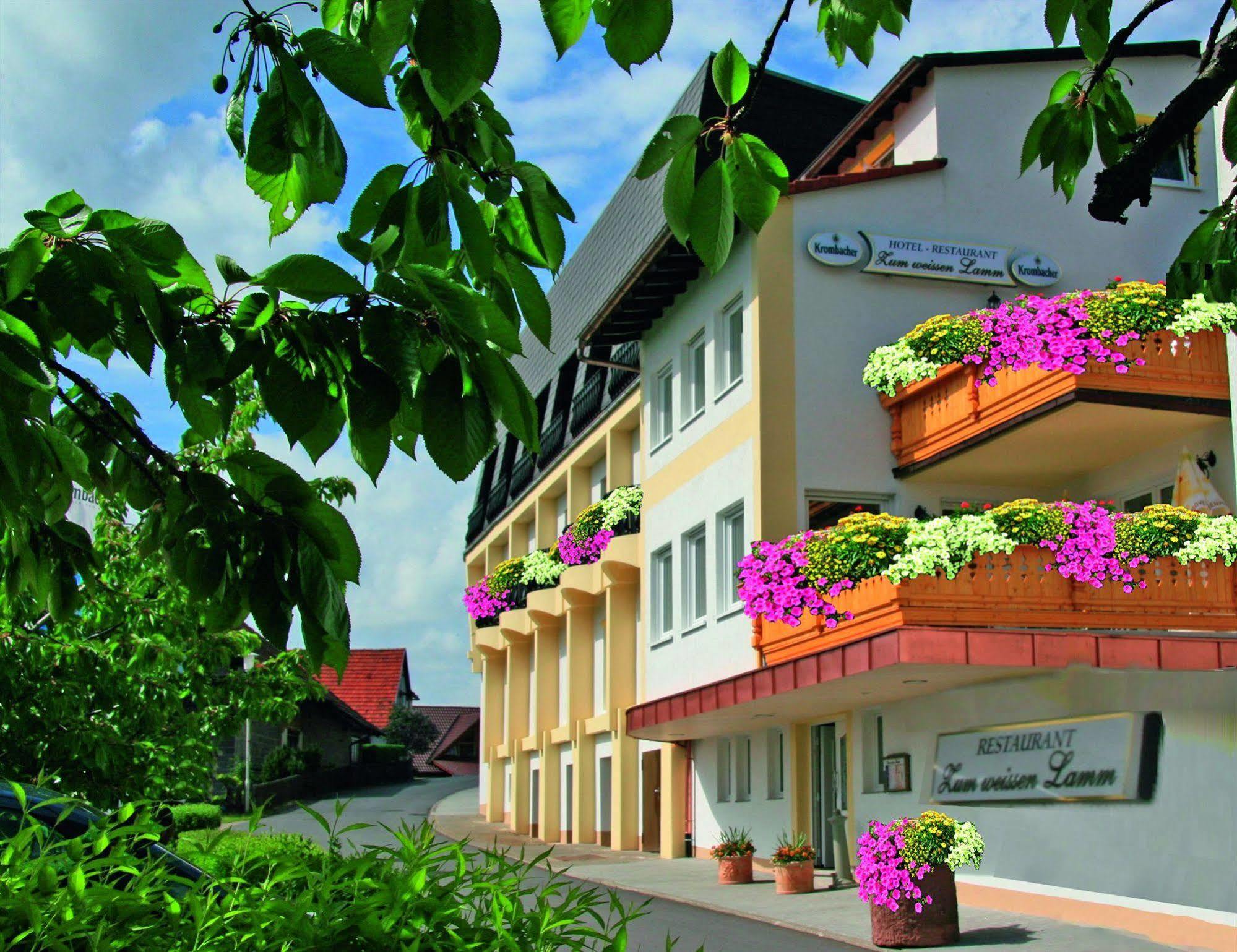 Zum Weissen Lamm Hotel Rothenberg Exterior photo